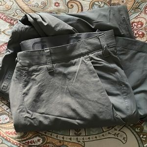 Gap Fit Drive gray pants